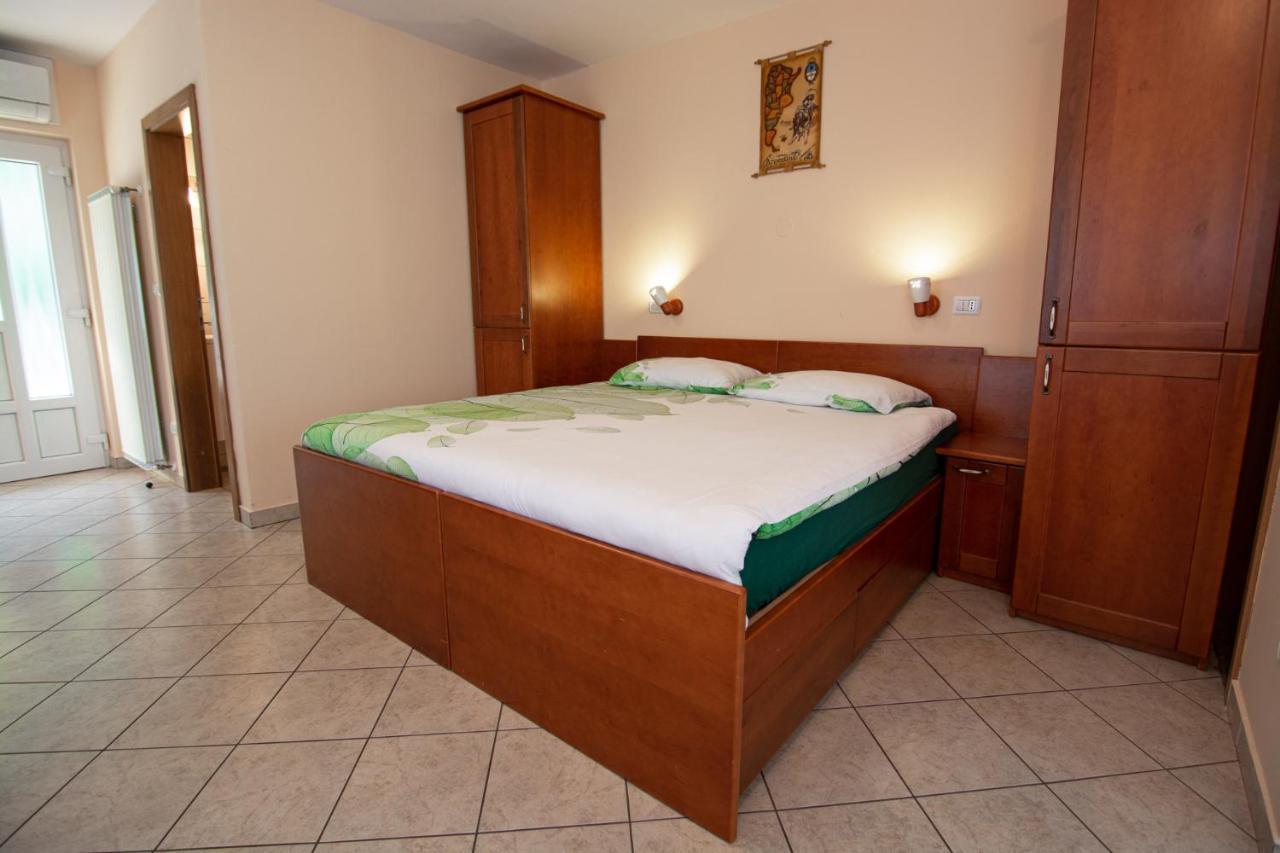 Guest House Kocanija Ilirska Bistrica Exterior foto