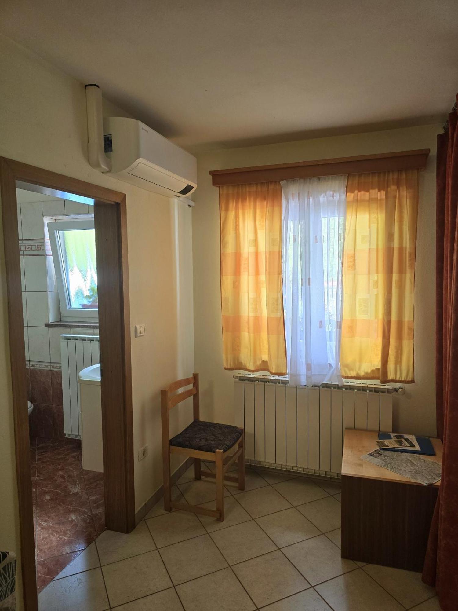 Guest House Kocanija Ilirska Bistrica Exterior foto