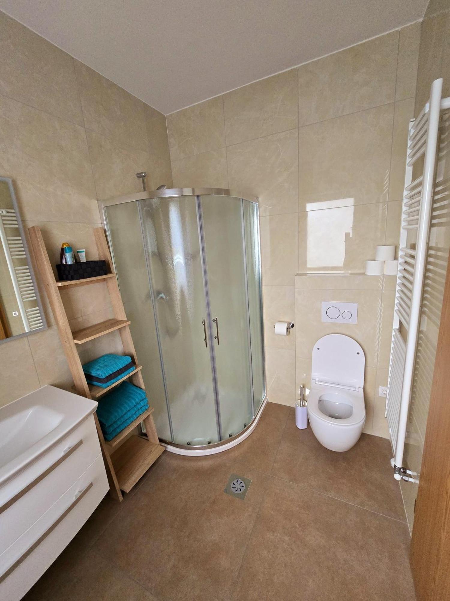 Guest House Kocanija Ilirska Bistrica Exterior foto